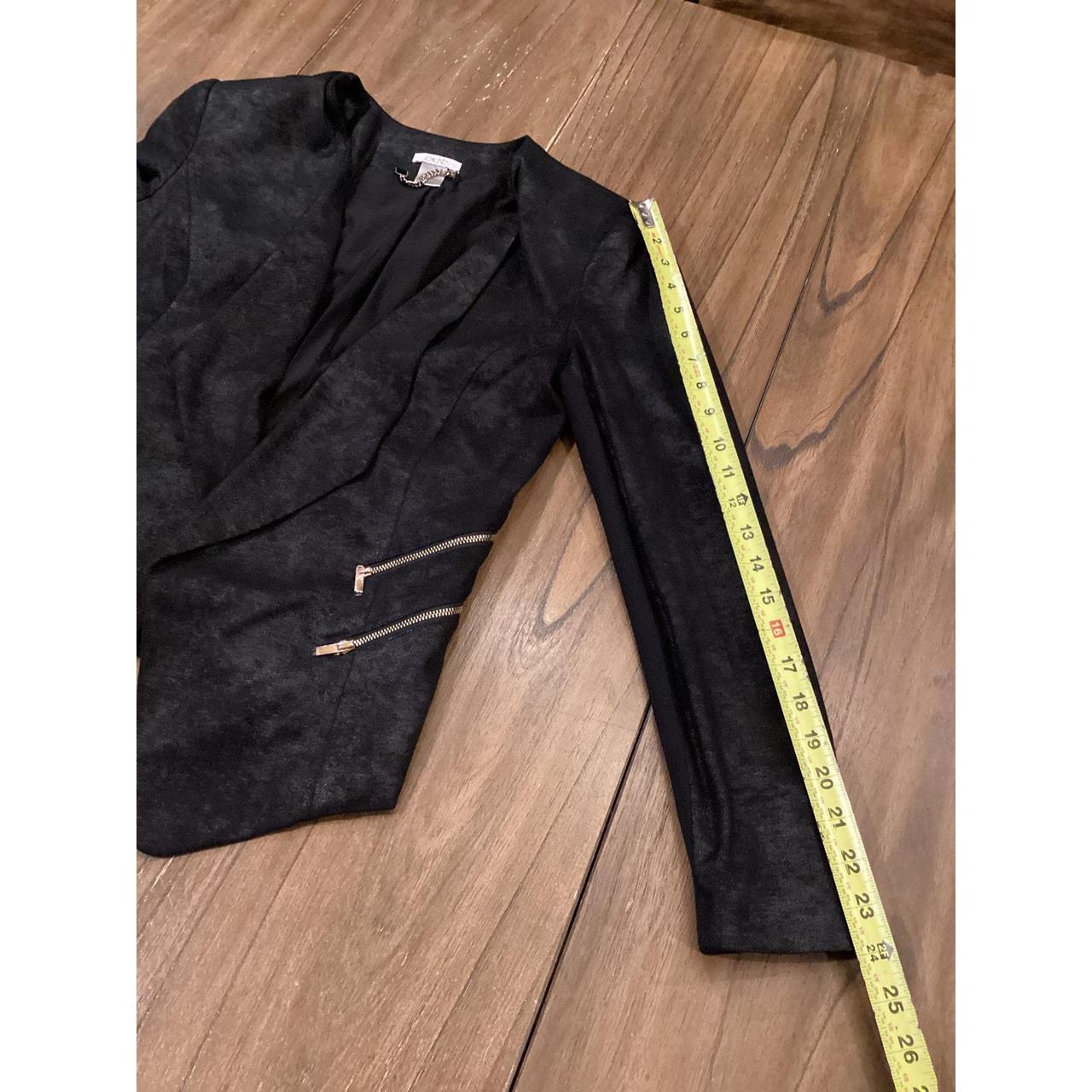 Cache Women's Jacket - Black - 6 – Cache open fro… - image 7