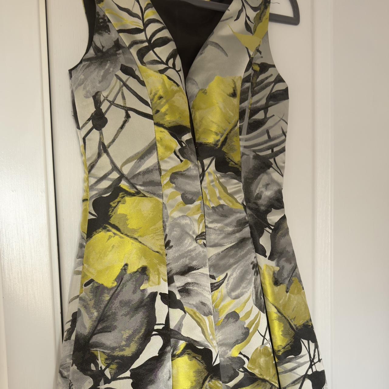 item listed by lauralaurz