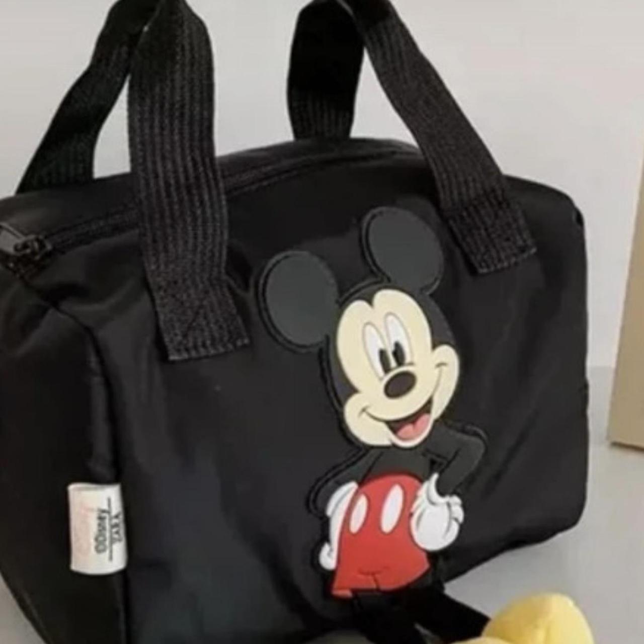 item listed by lauralaurz