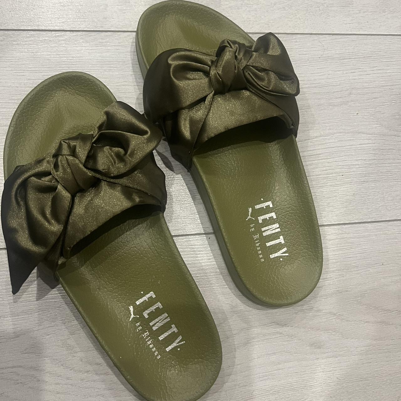 Fenty discount puma sliders