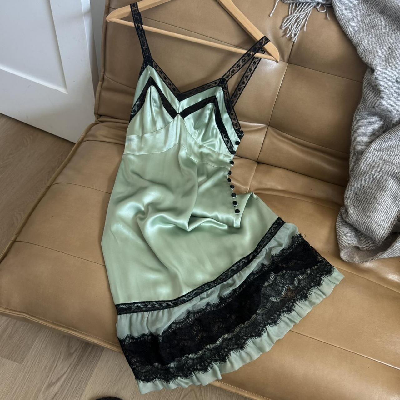 item listed by thriftslvt