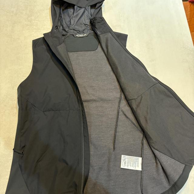 A2b shop comp vest