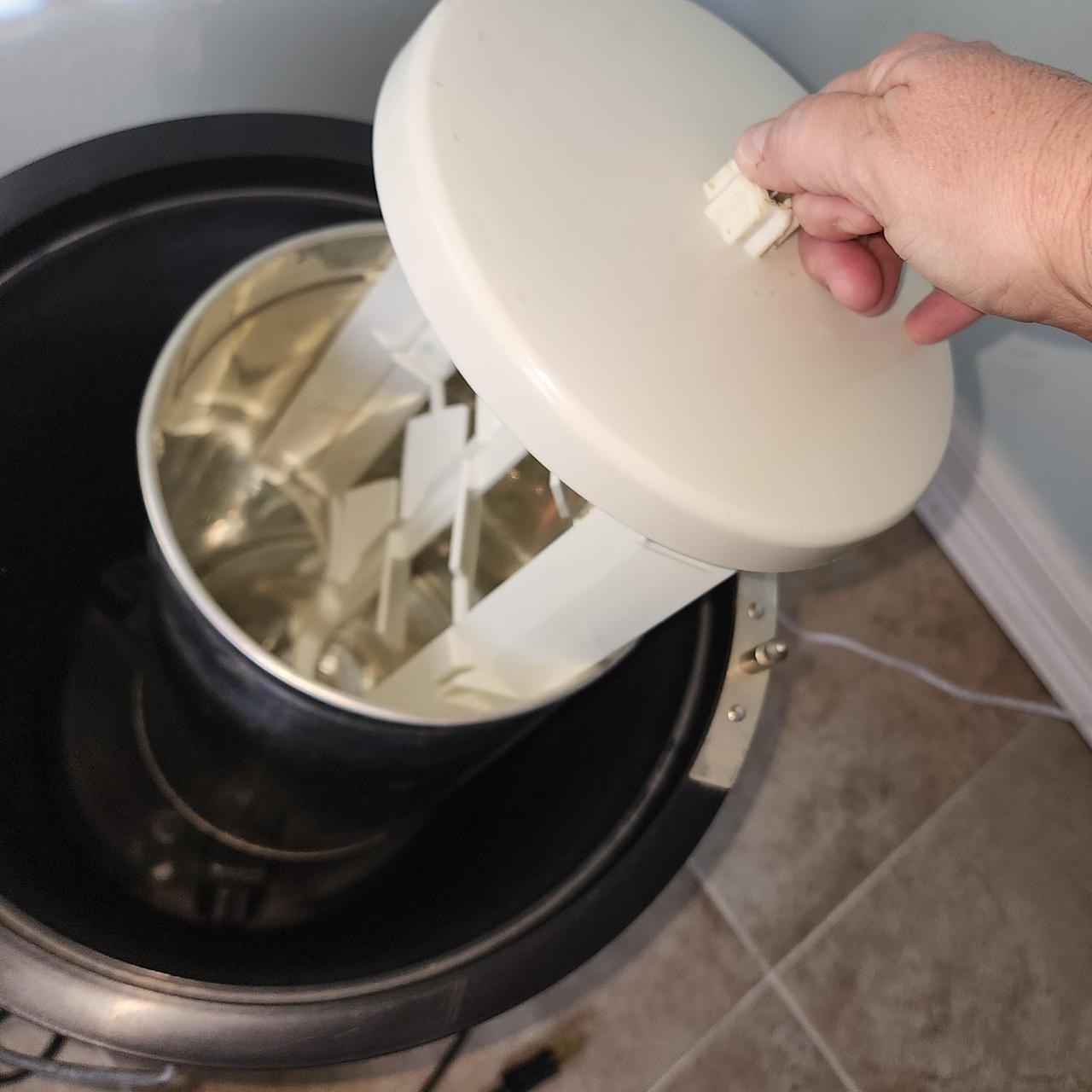 Proctor Silex Icecream Maker. Churns the cream... Depop