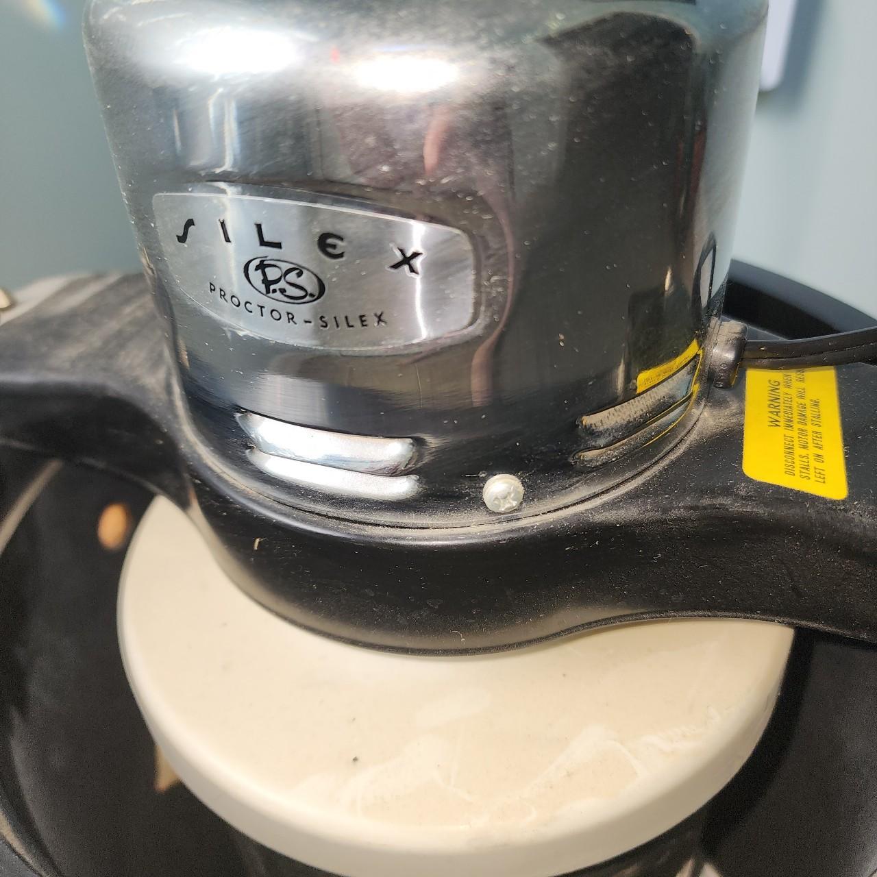 Proctor Silex Icecream Maker. Churns the cream... Depop