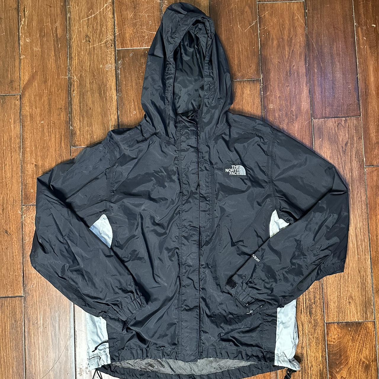 The North Face Windbreaker Size large condition... - Depop