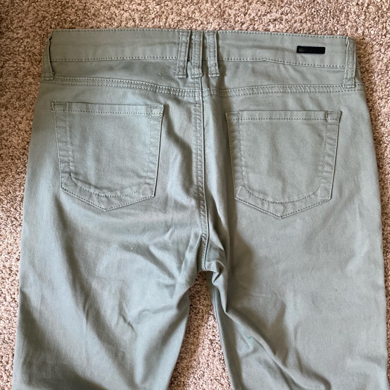 Green kut jeans - Depop