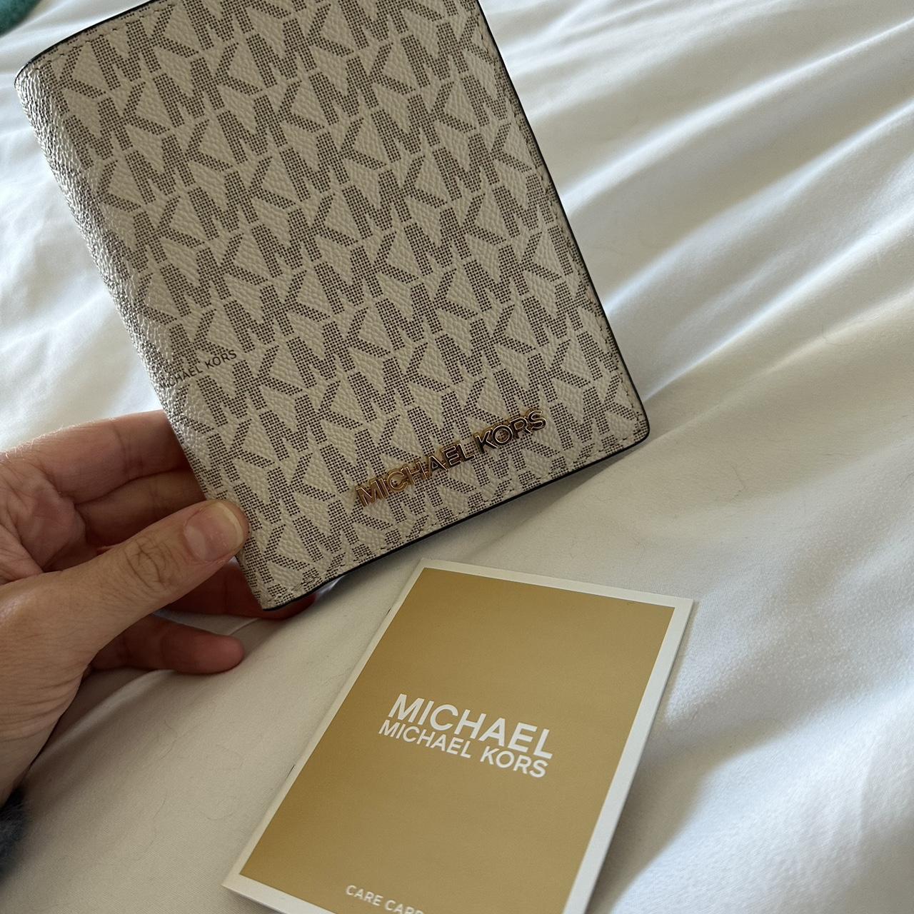 Michael Kors Wallet - Brand New