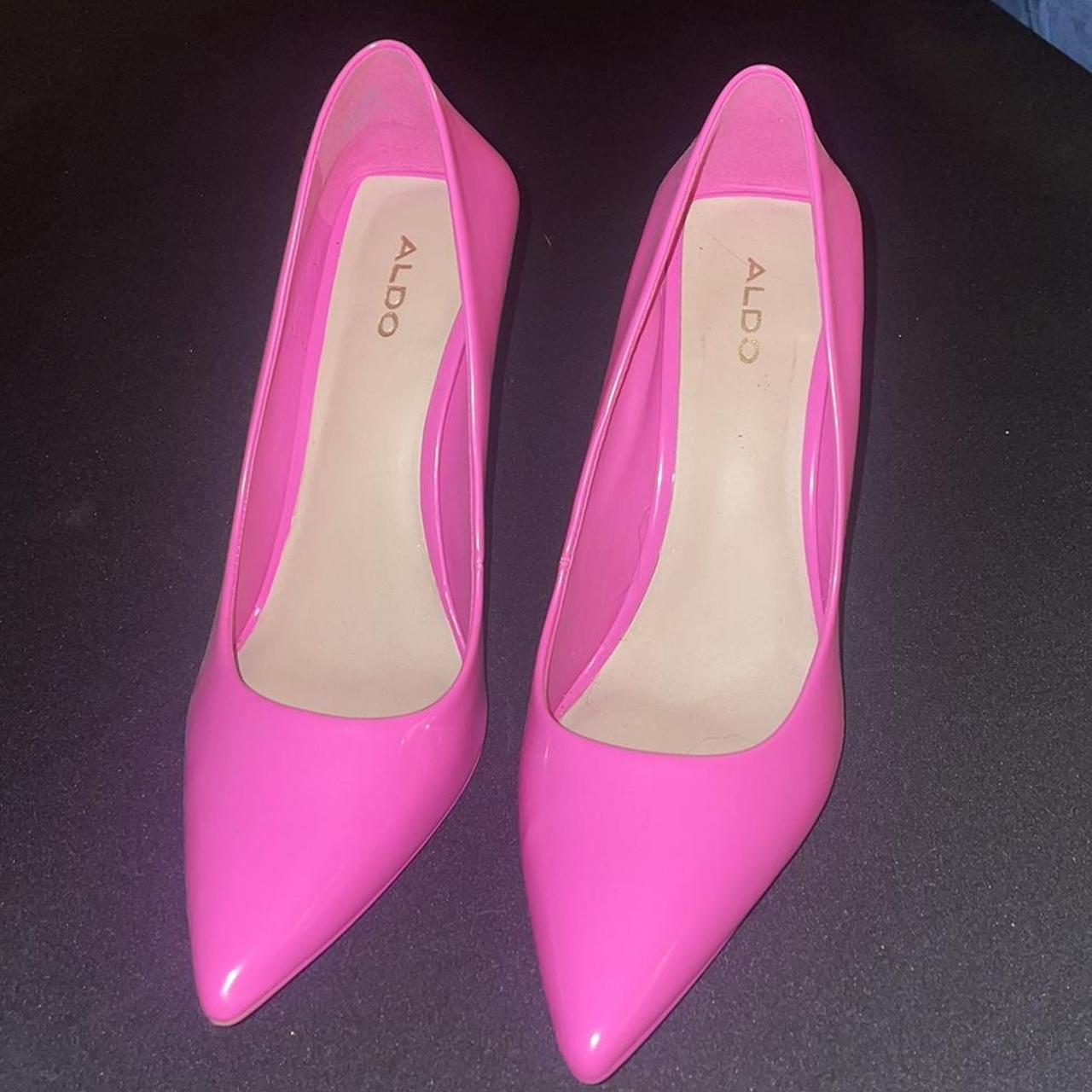 pumps light pink