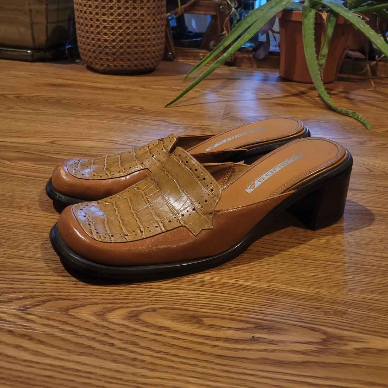 Nine West womens vintage loafers, brown leather,... Depop