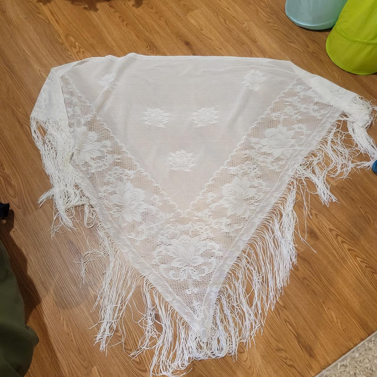 womens white shawl wrap