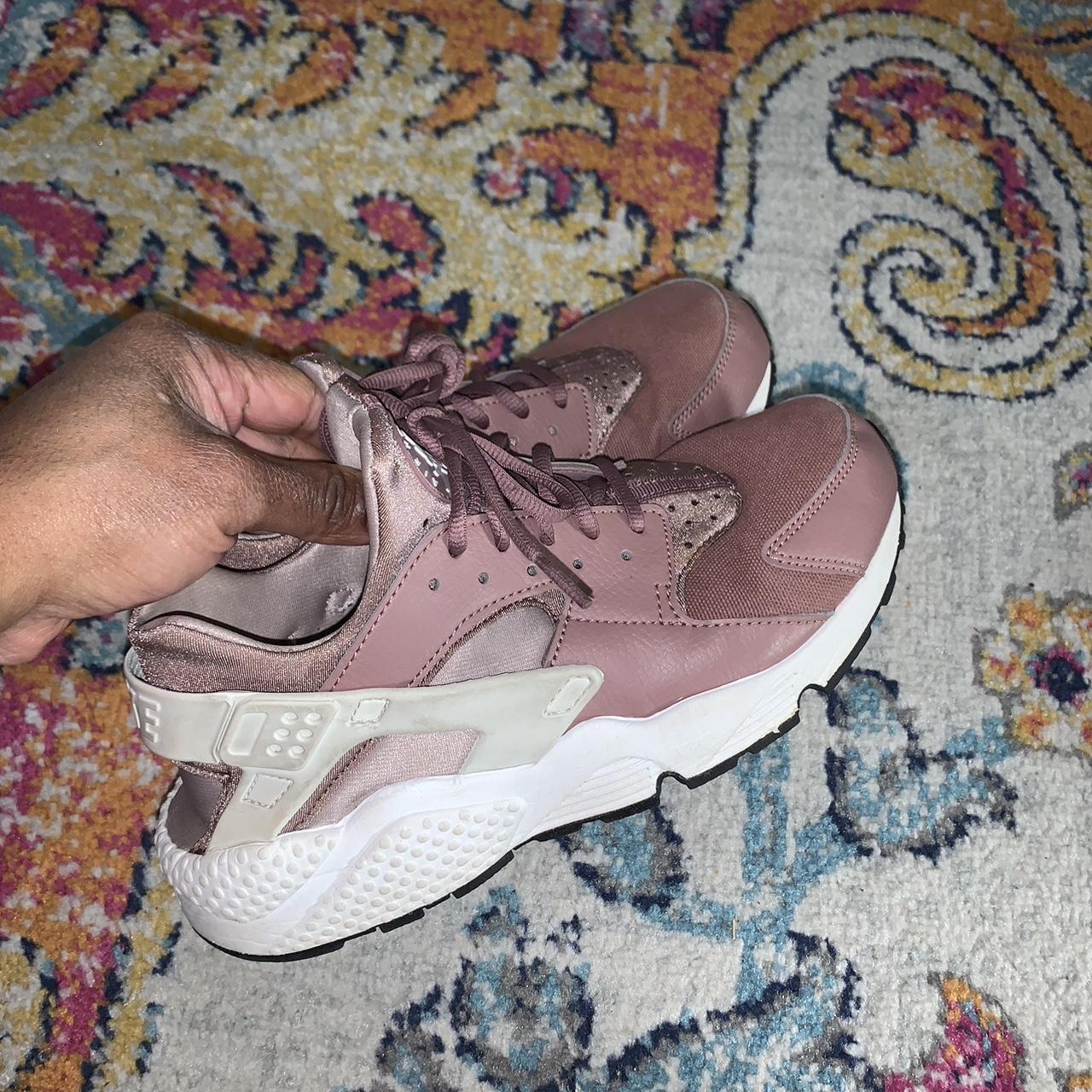 Woman s Nike Air Huarache Run Smokey Mauve