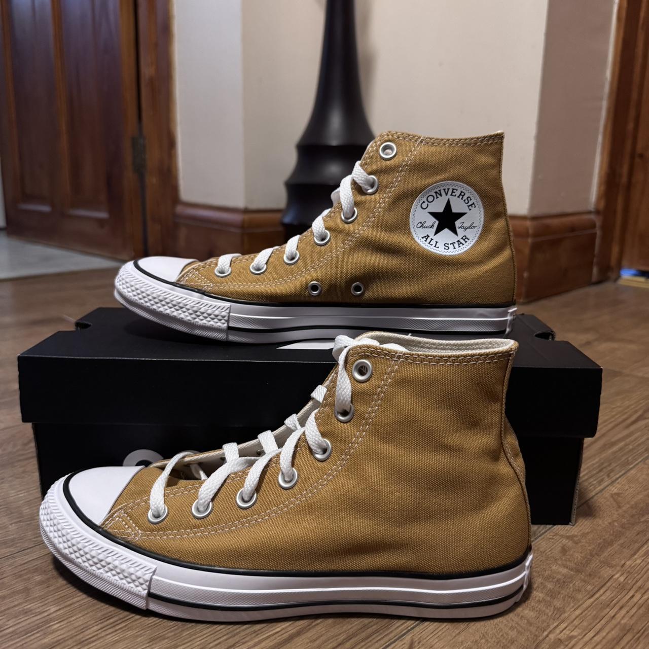 Converse Women s Hi Burnt Honey Lace Up Size 5.5