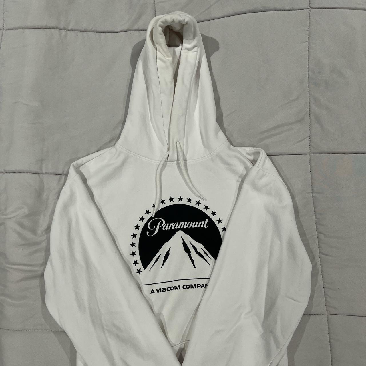 men s H M Paramount hoodie. color white w black