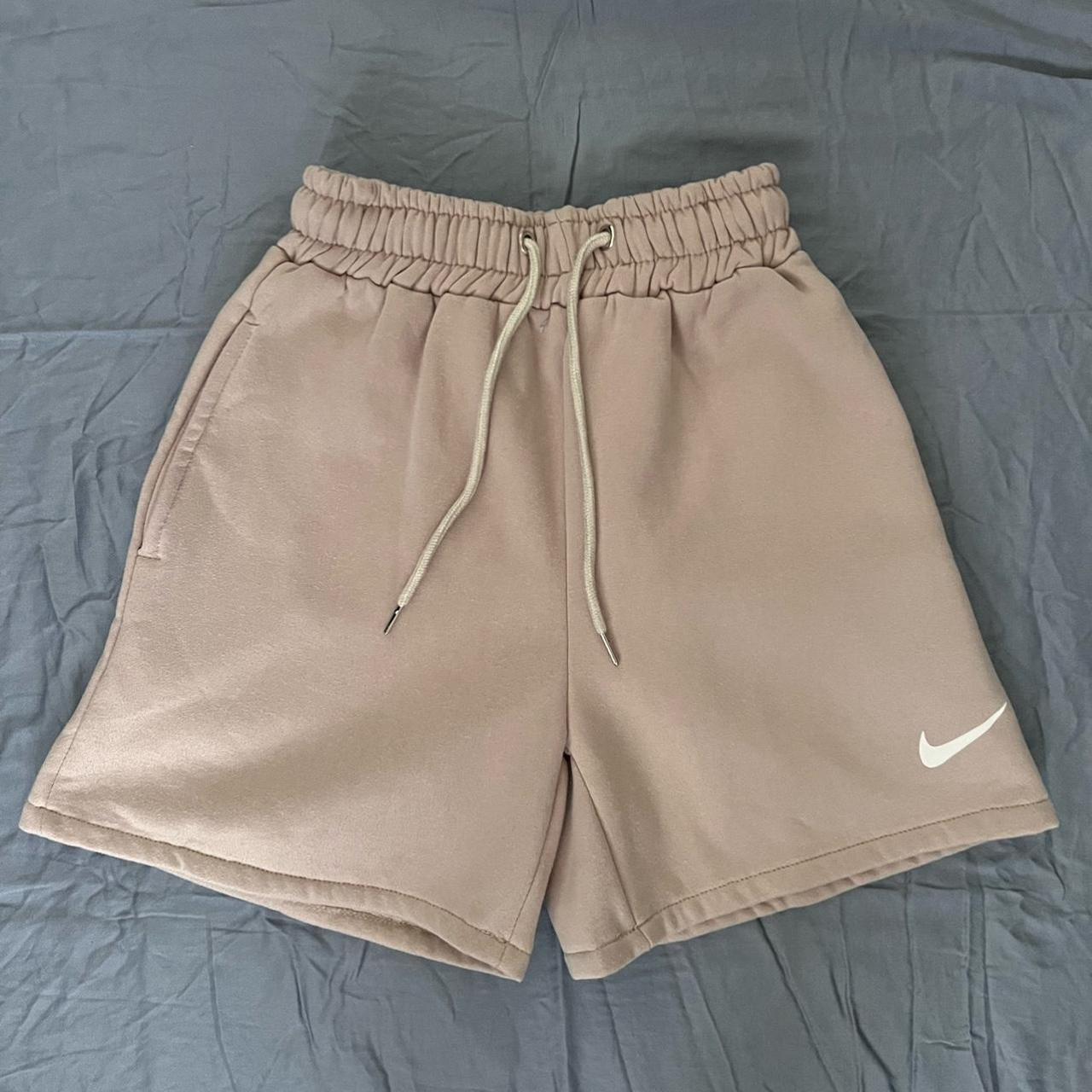 Nike lounge best sale shorts womens