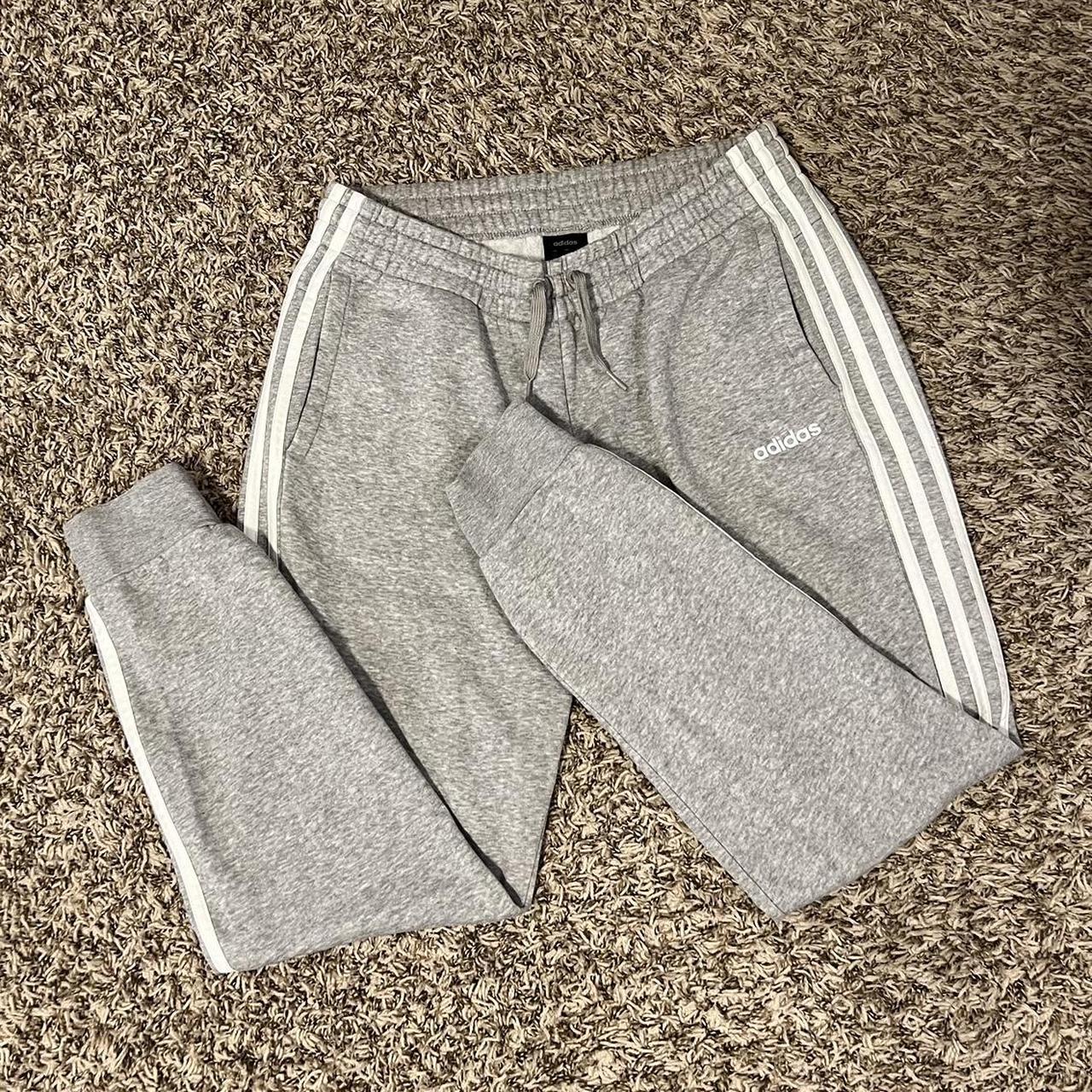 Adidas Women's Gray Sweatpants/ Joggers Size - Depop