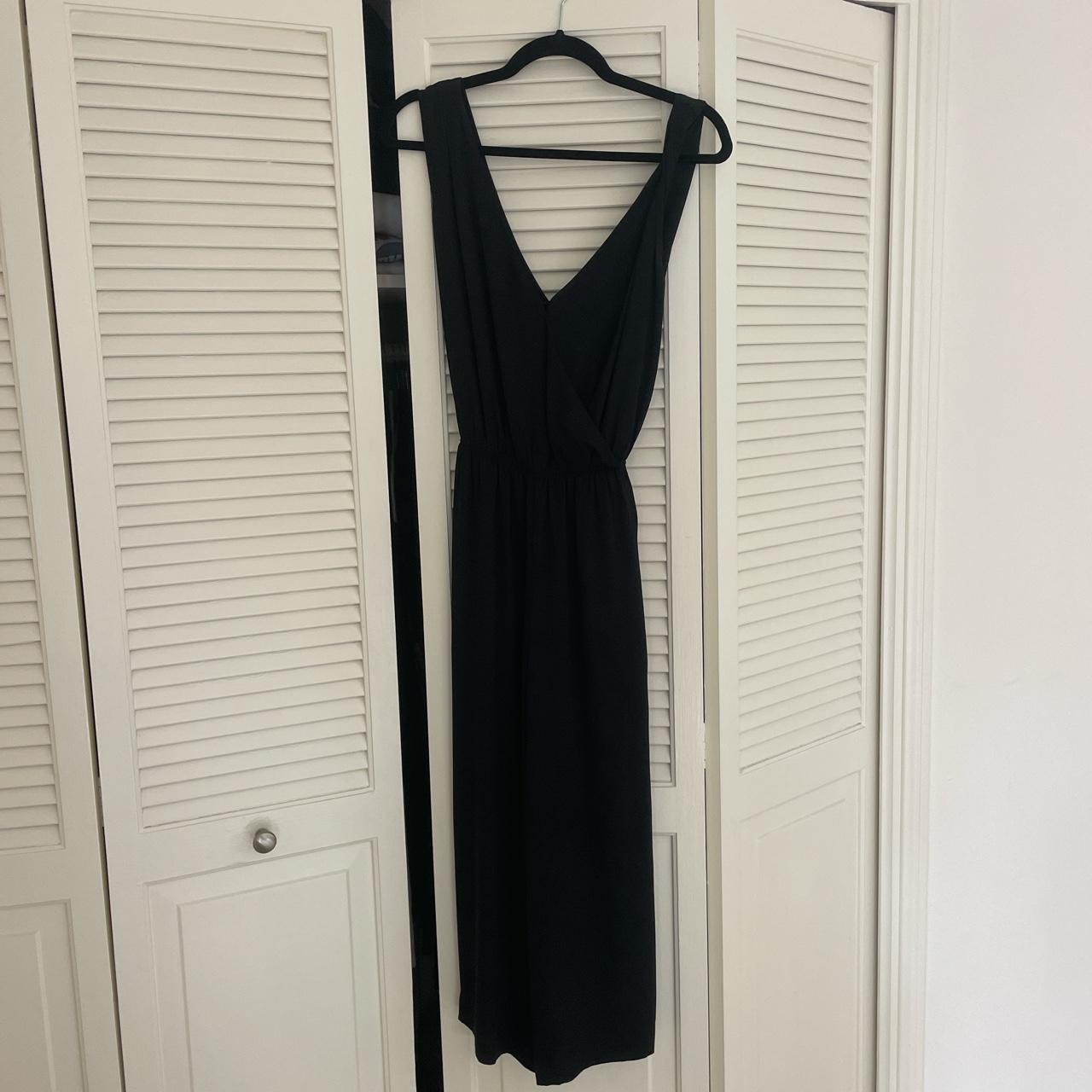 Aritzia Babaton jumpsuit! Awesome for all occasions. - Depop