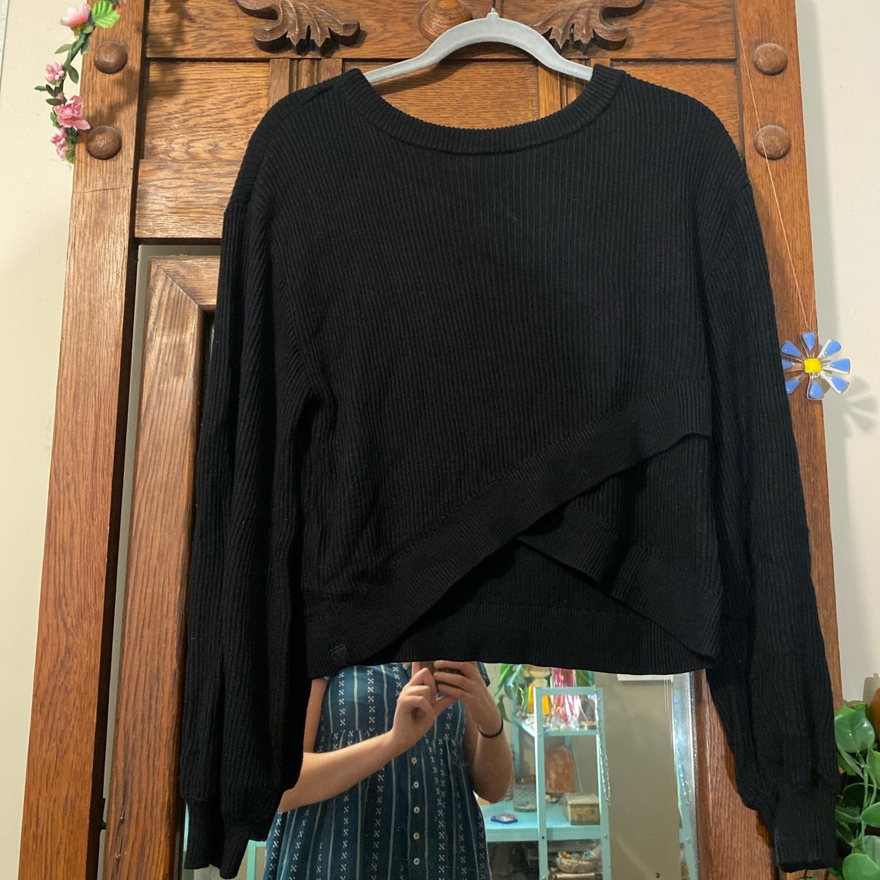 Black on sale lululemon sweater