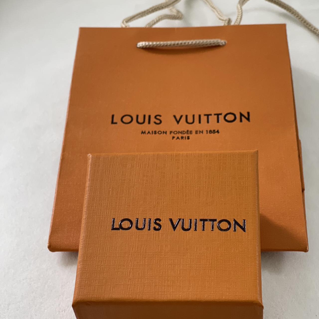 Original Louis Vuitton Purse Box and Dust - Depop