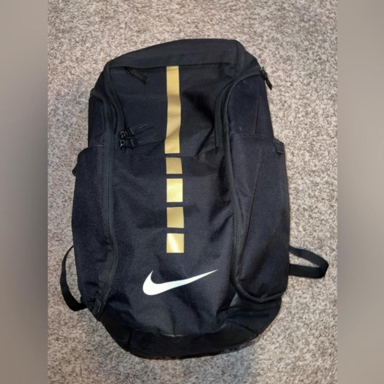 Kyrie backpack deals black and gold