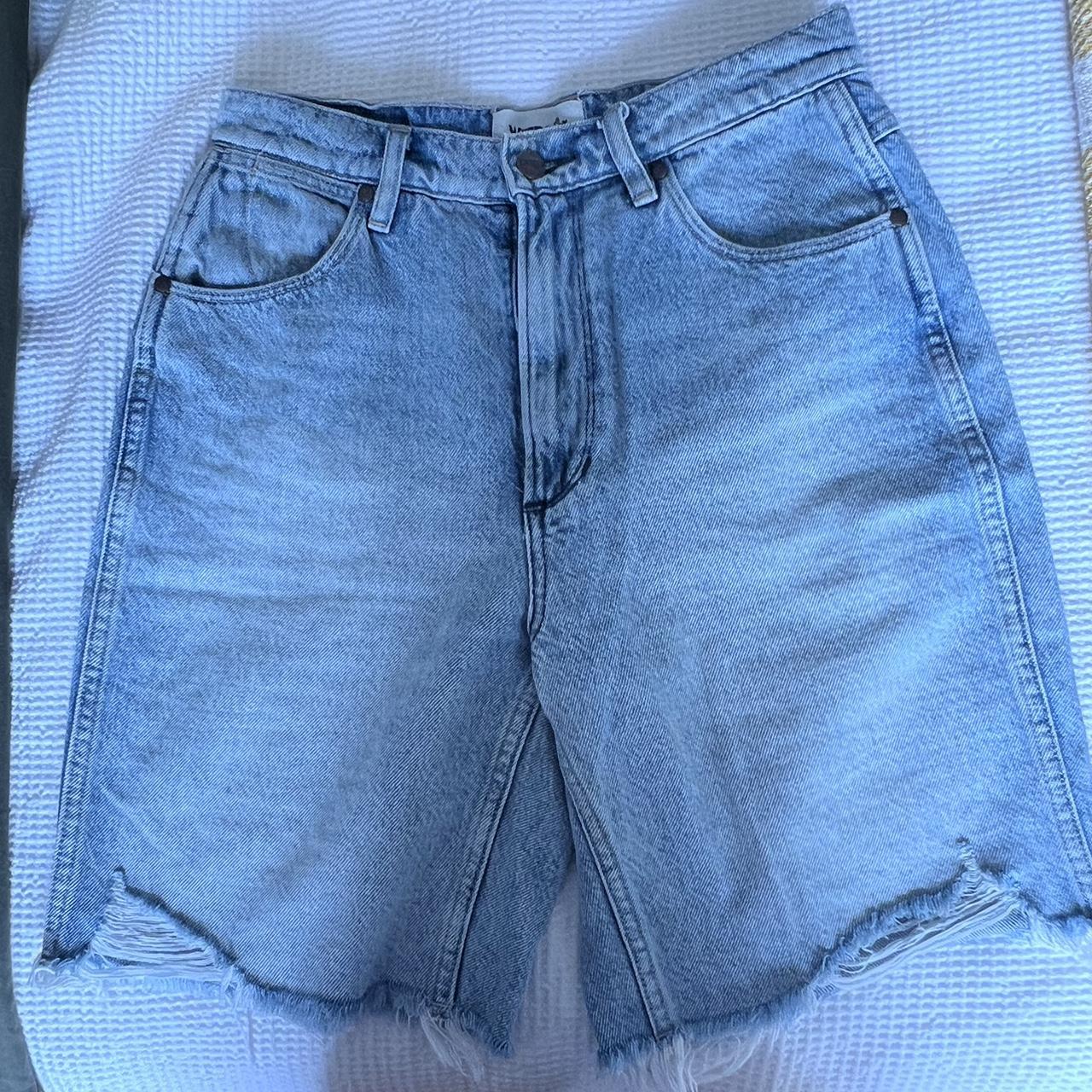 Wrangler Frances Denium Shorts Worn once Size 7 💙 - Depop