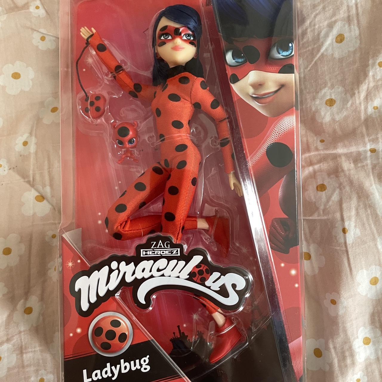item listed by playboifarti_774