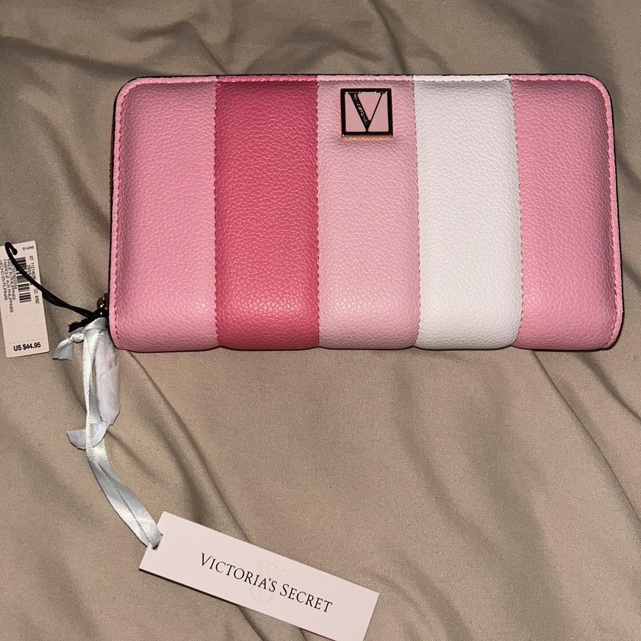 Victoria's Secret Womens Wallets in Women's Bags 