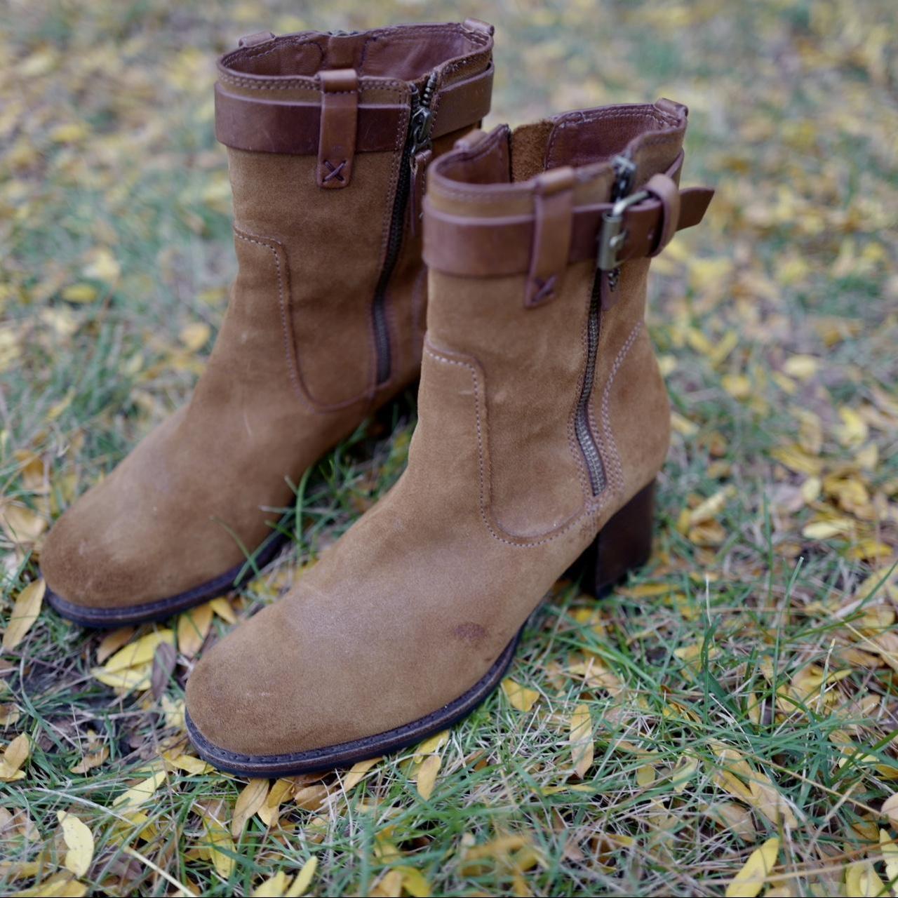 Women s Trask Madison Boot Size 7. Suede Block Heel Depop