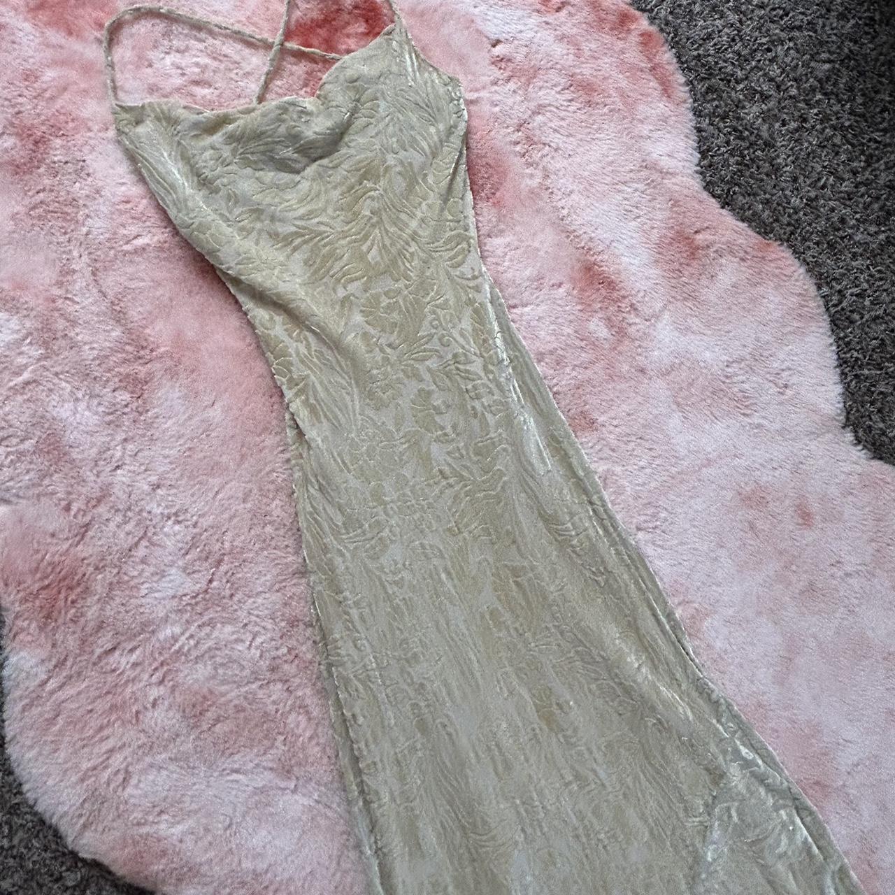 item listed by emilyanja
