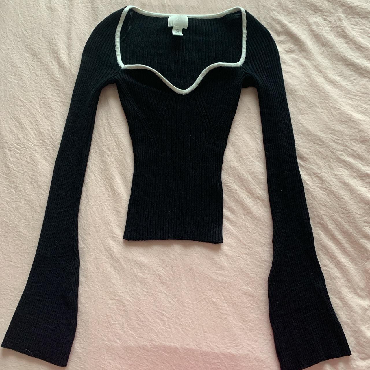 item listed by lilycloset22