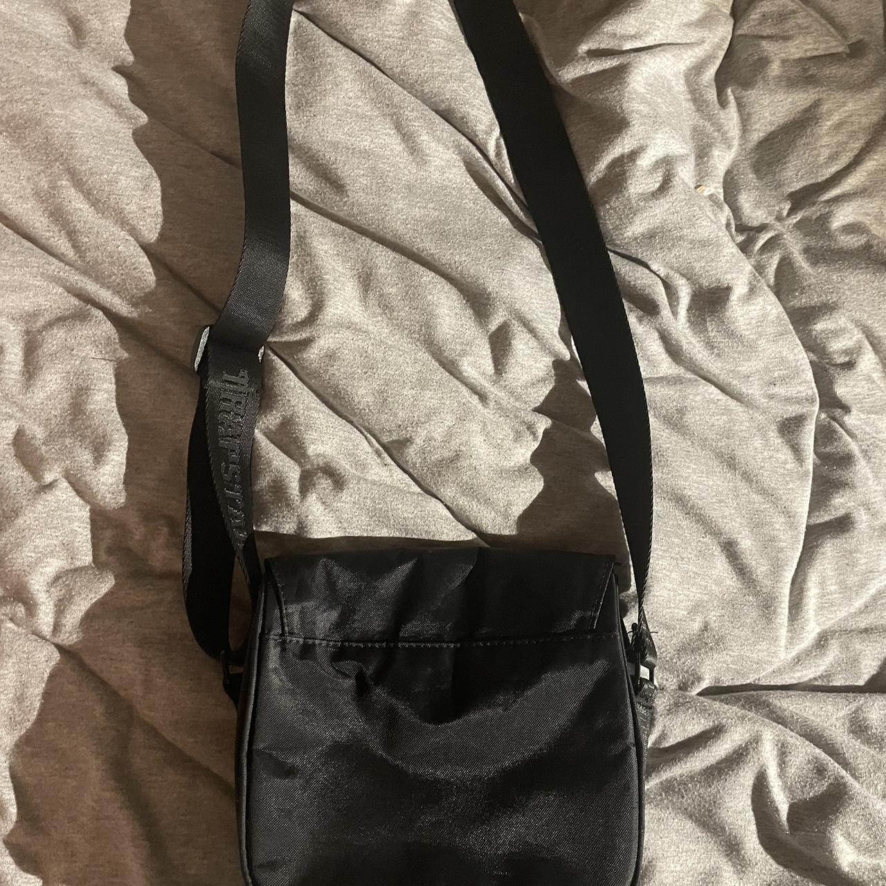 Barely used trapstar messanger bag Depop