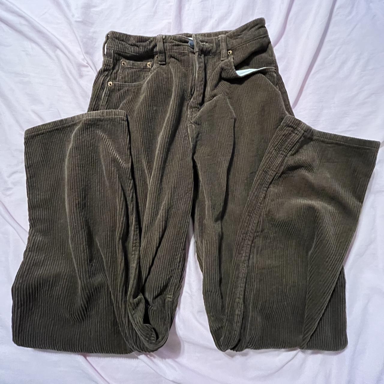 Wear out your chinos naturally - the ethics of artificially ageing your  clothing. | Grey Fox