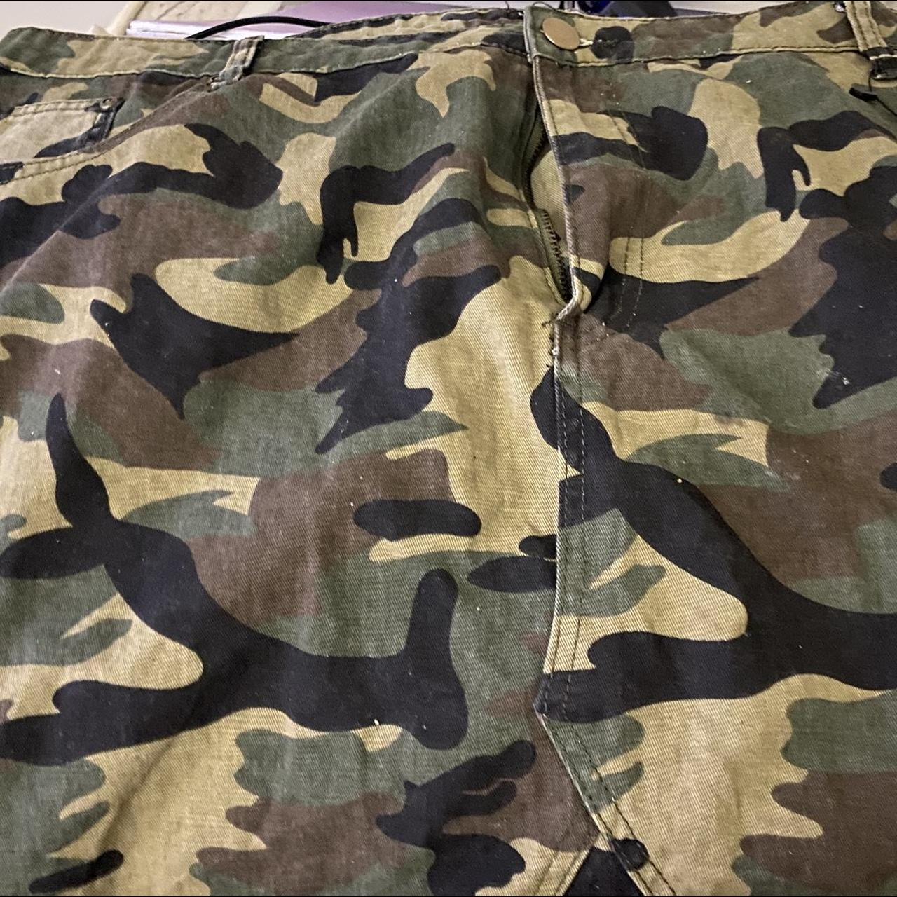 Plus size Size 24 Camo Skirt - Depop