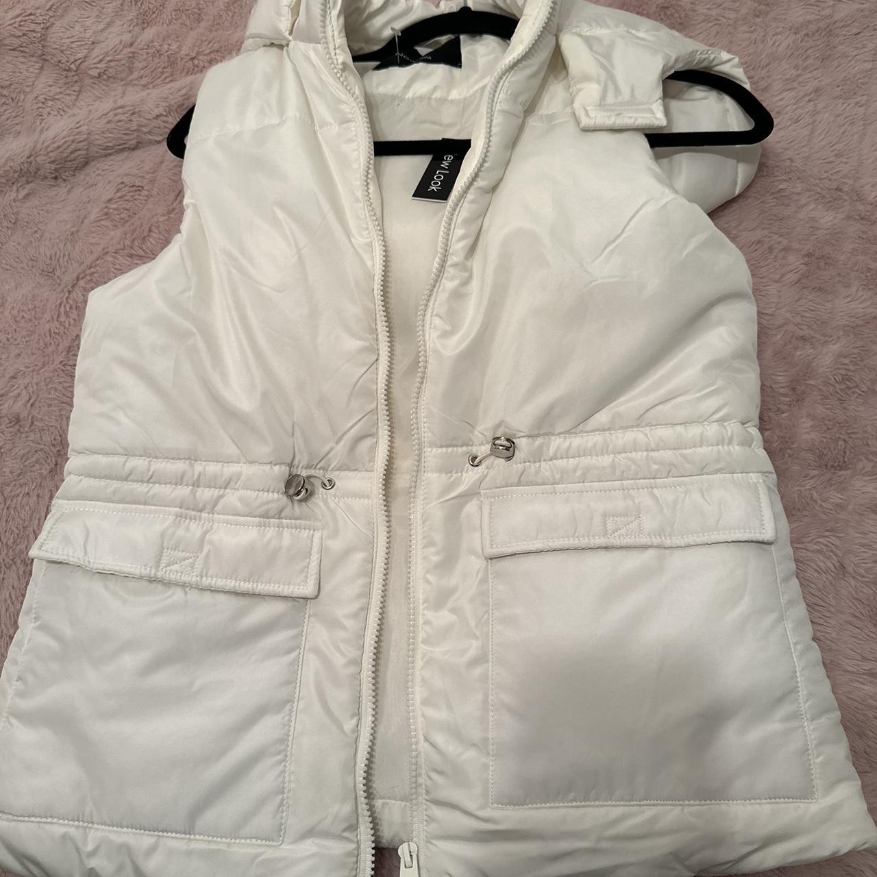 Cap sleeve store puffer vest