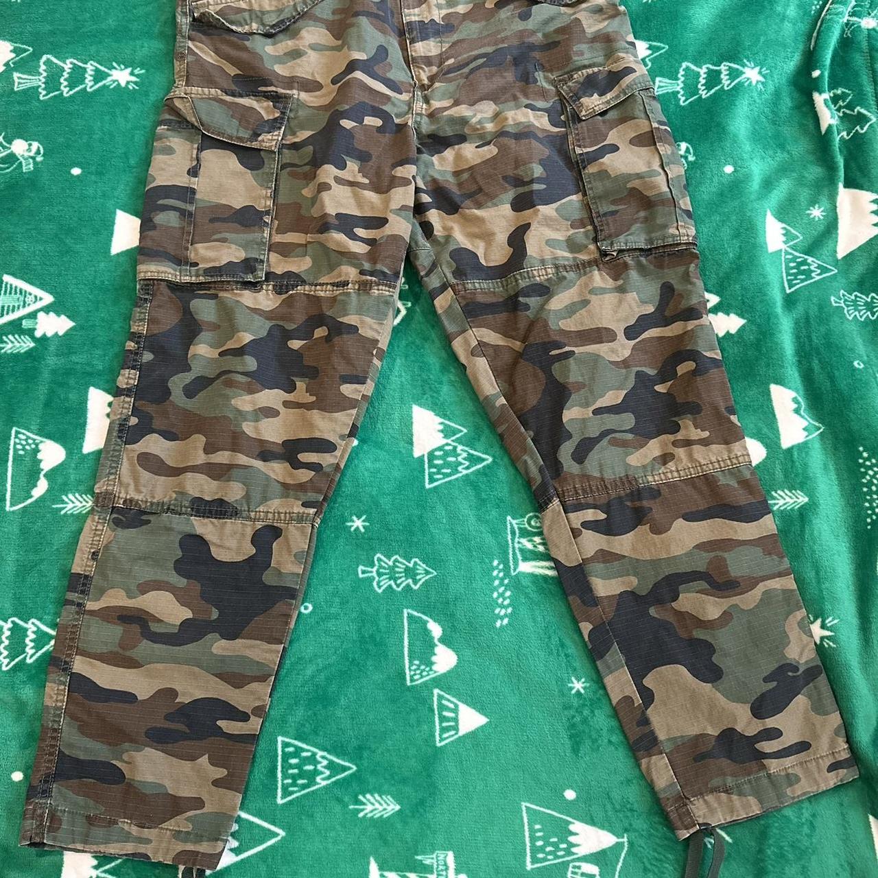 Cargo Camo pants great condition worn once... Depop