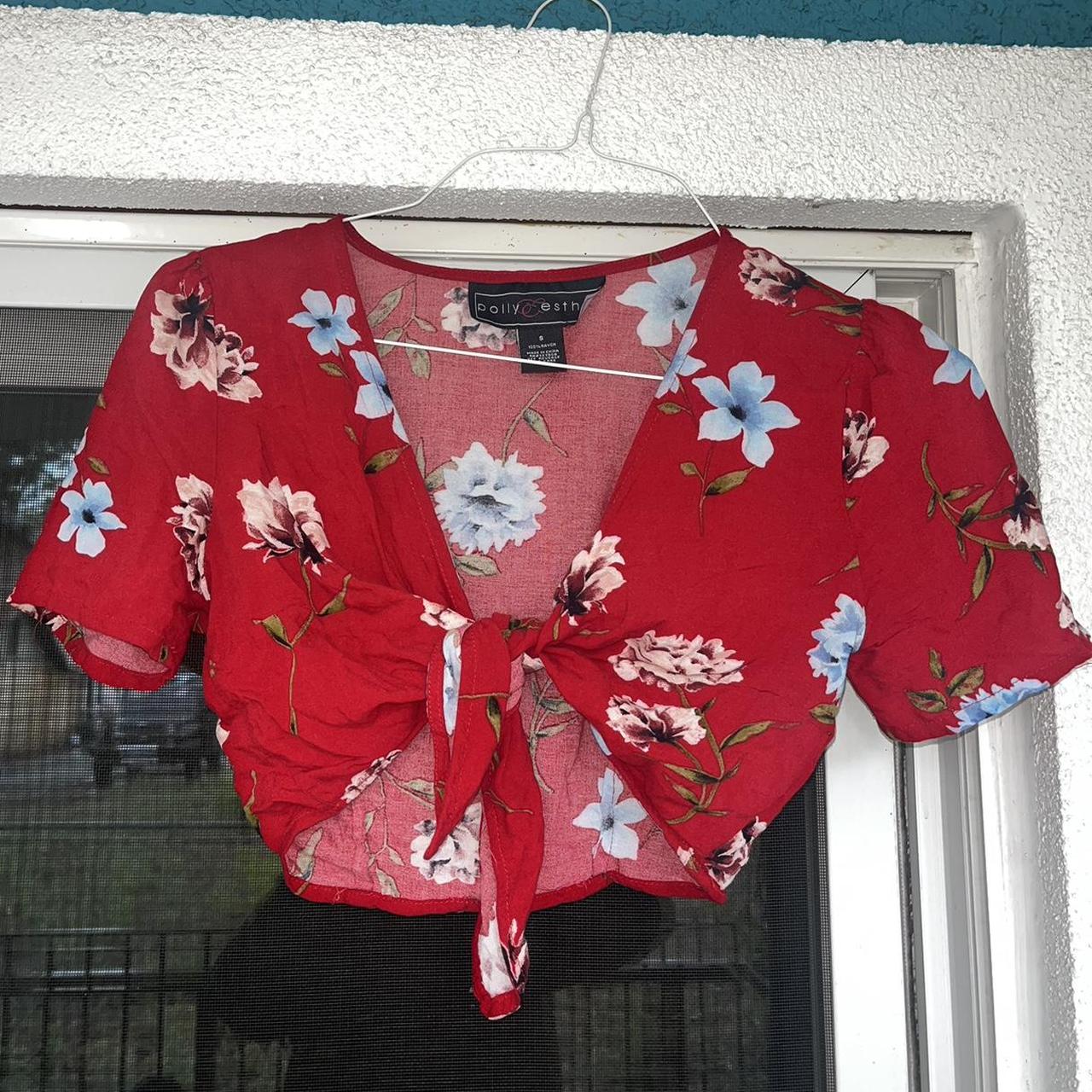 Very cute red floral Crop top with tie in front.... Depop