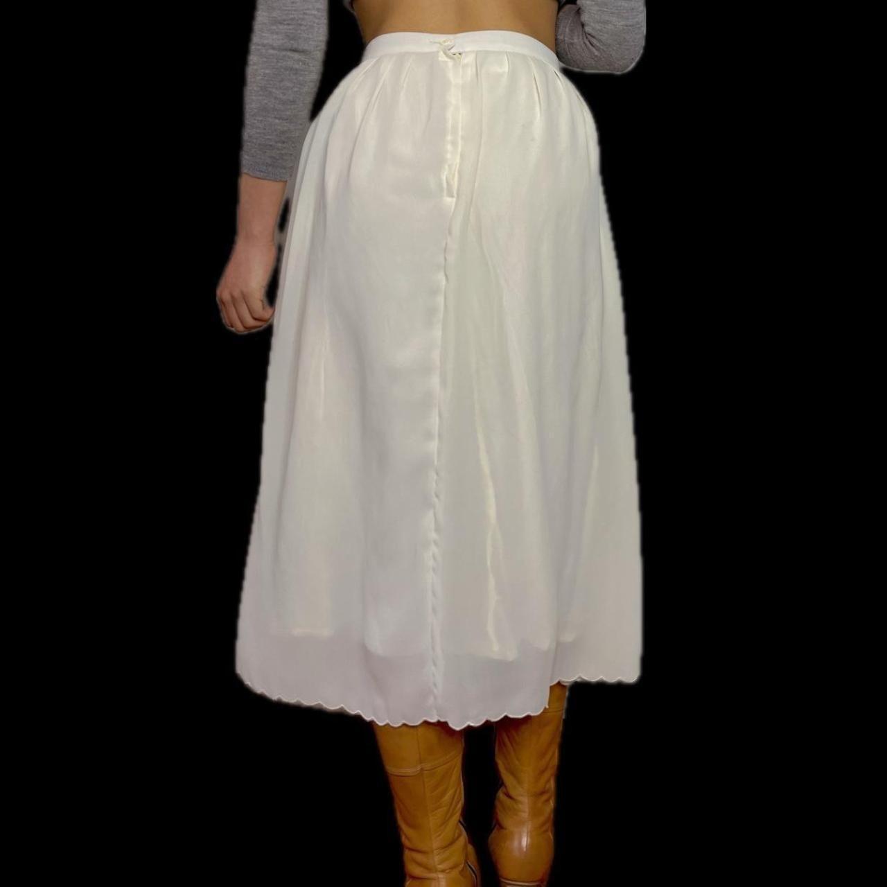 Vintage American Women's Maxi Skirt - White/Cream… - image 5