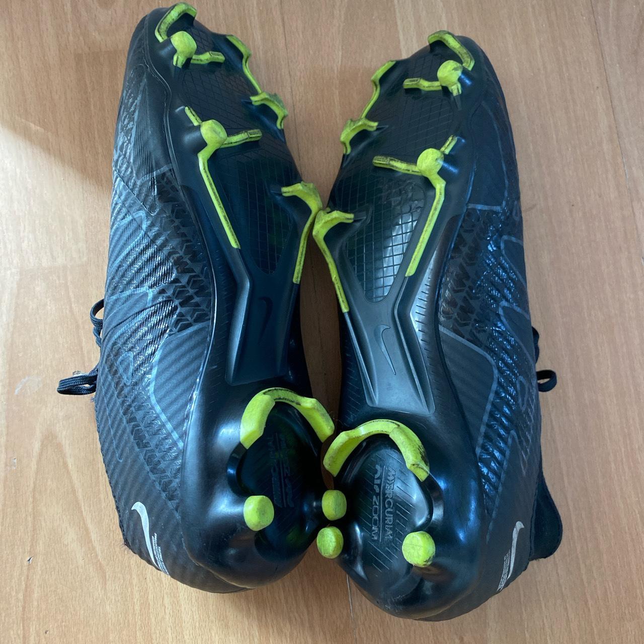 mercurial football boots black