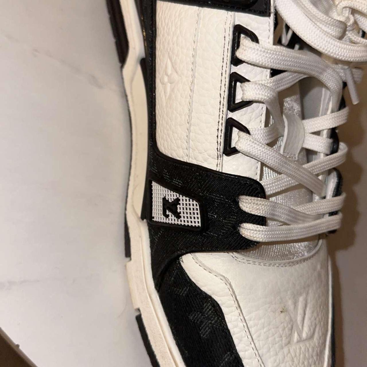 Louis Vuitton Trainers Black White SS22 Sneakers LV size 10