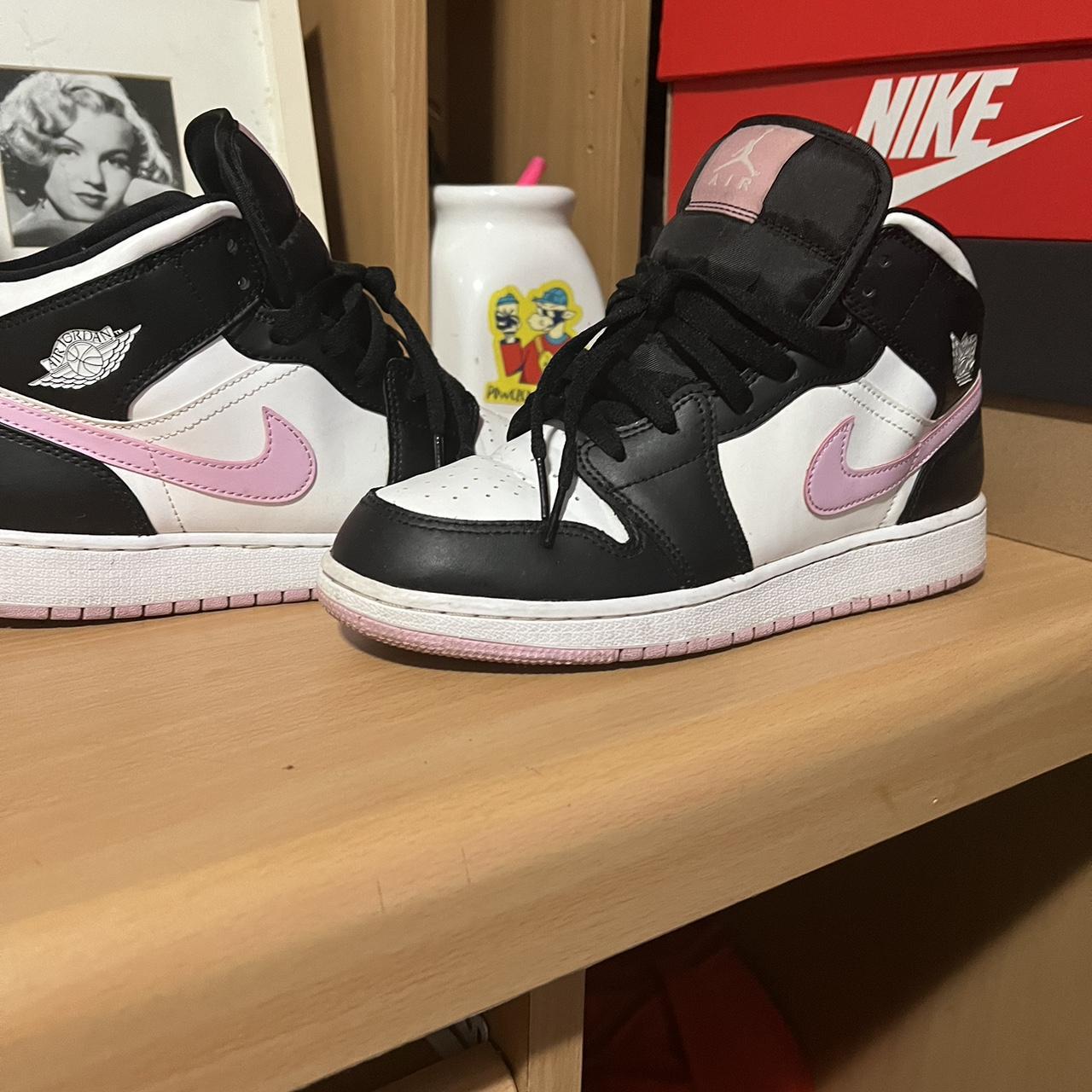 1s pink