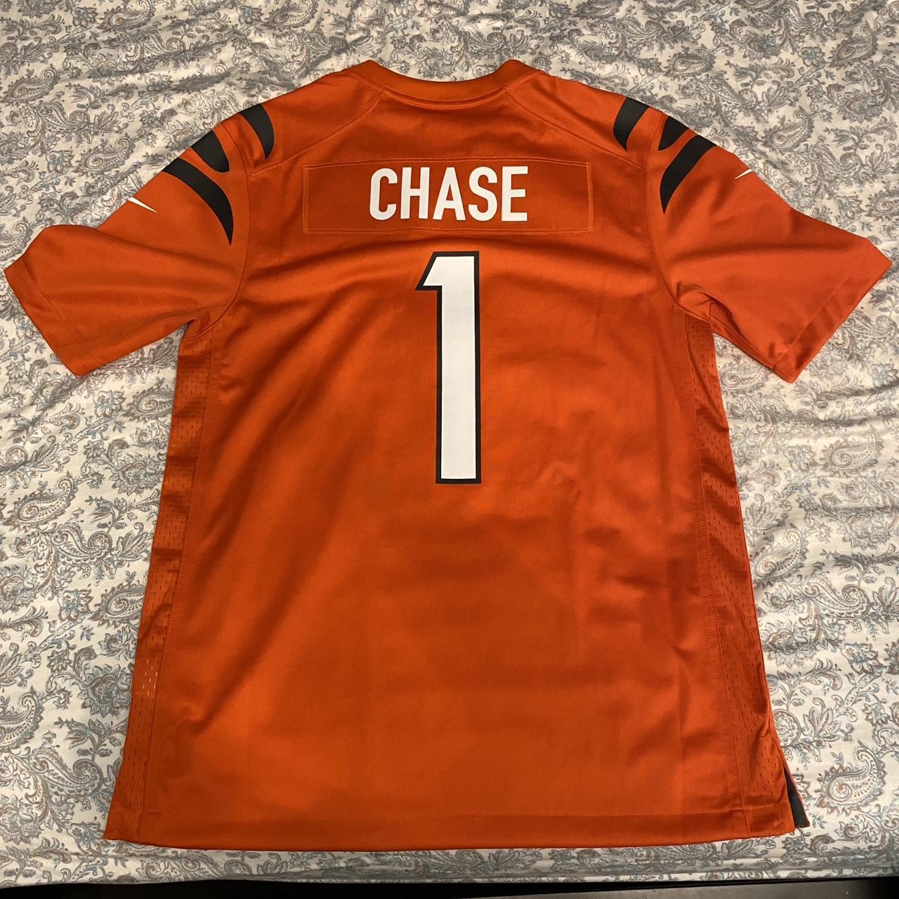 JS2357 #1 Ja'Marr Chase Cincinnati Bengals Vapor - Depop