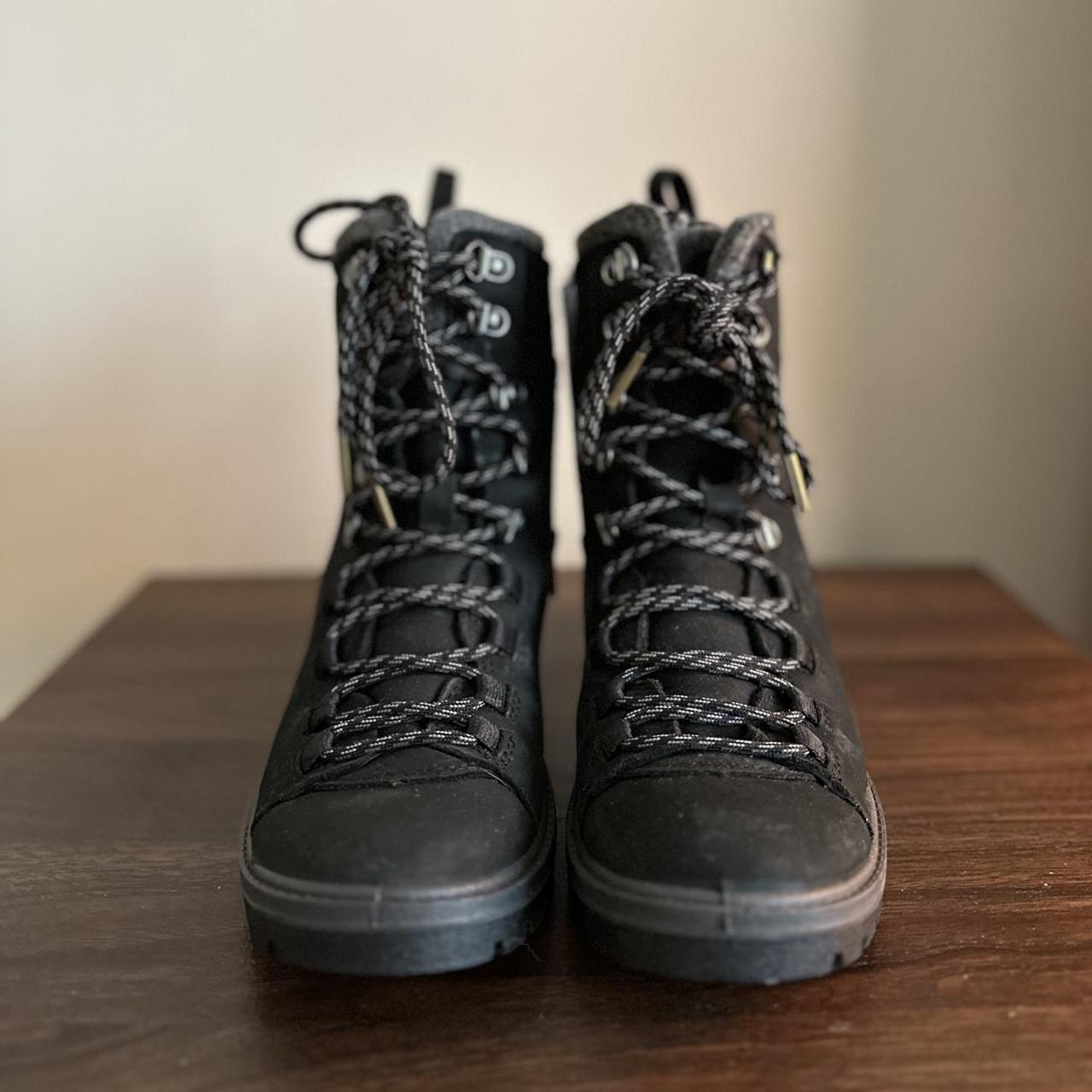 KAMIK roguehiker winter boots. Size 5. Pretty good... Depop