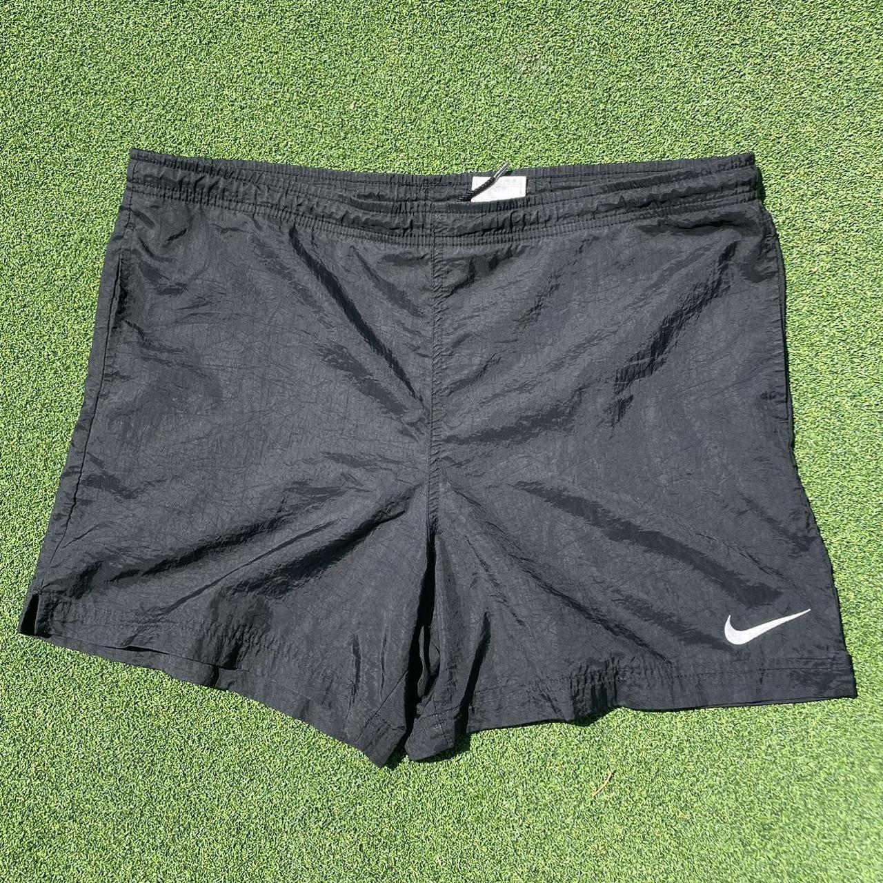 5 inch shorts nike