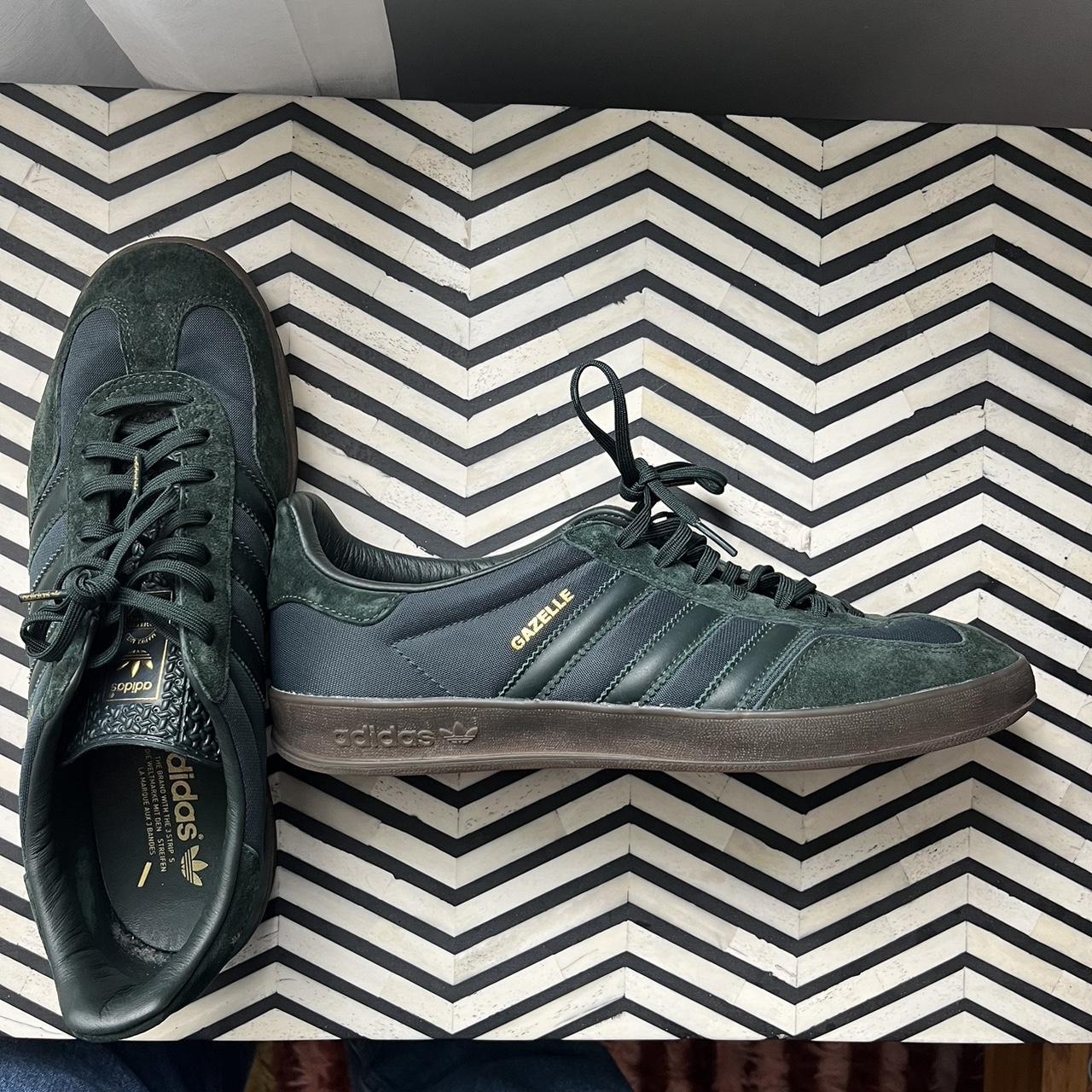 Adidas Gazelle Green Size 10 Worn less than 5 times