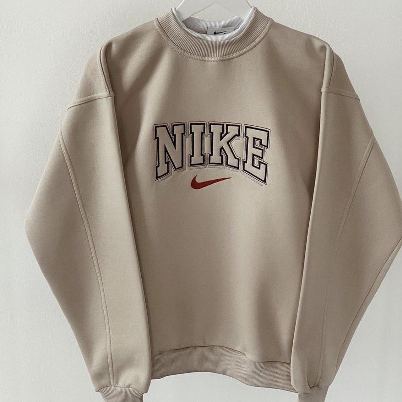 oversized vintage nike sweatshirt
