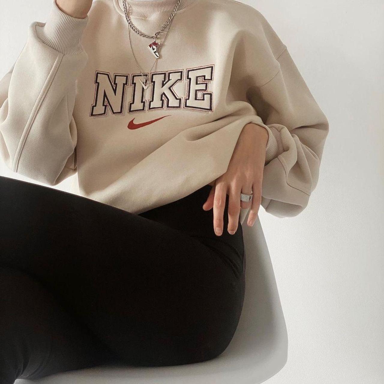 Nike Unisex Vintage Logo Oversized Sweatshirt Fleece... - Depop