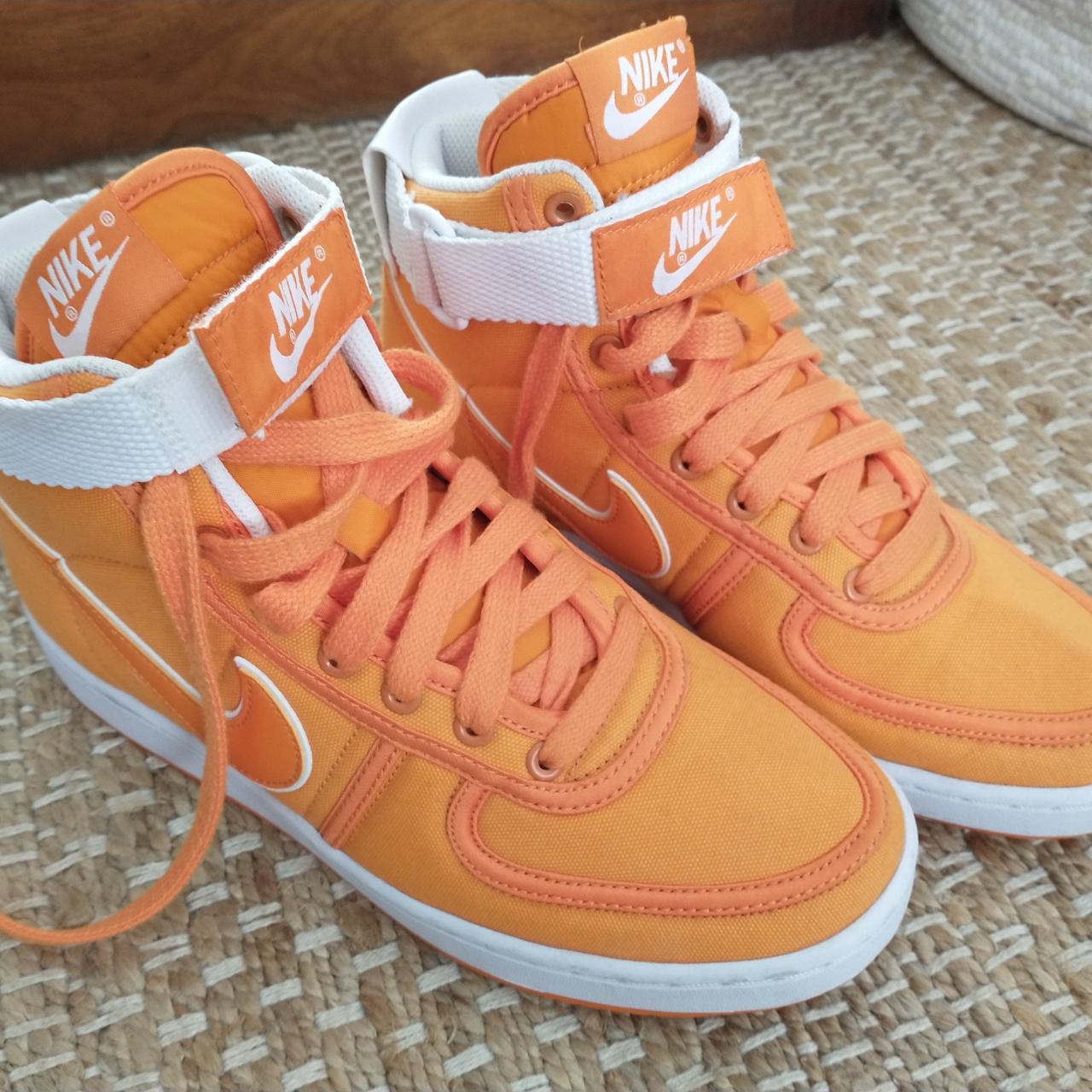 Bright orange nike trainers best sale