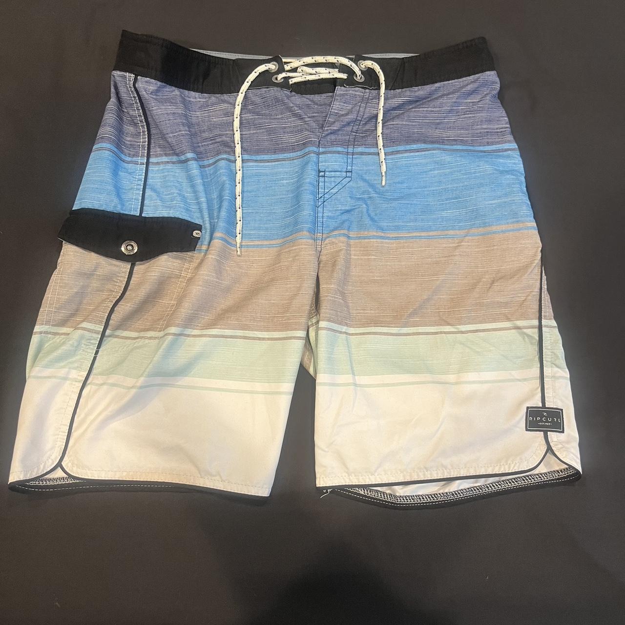 Rip curl trunks 32’s - Depop