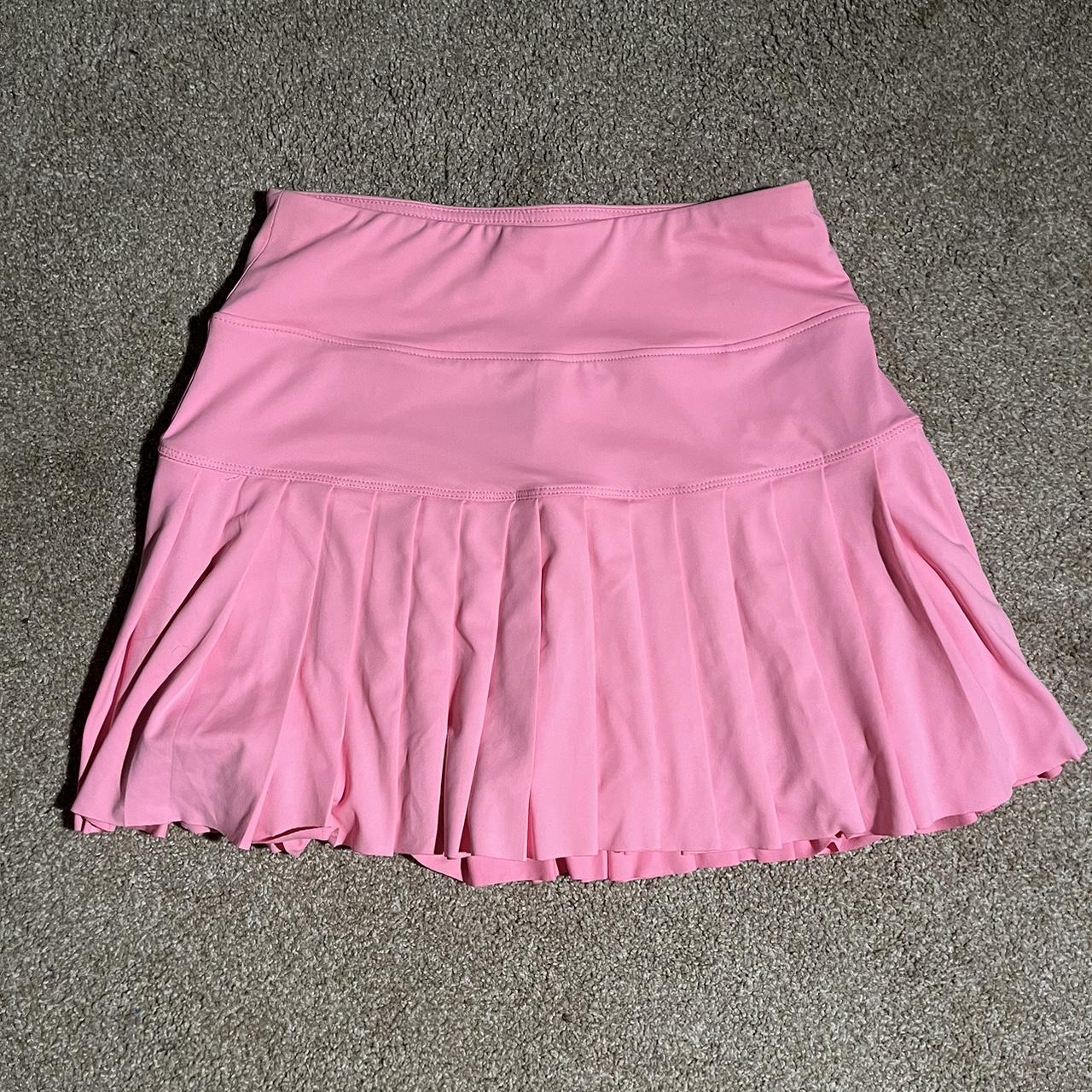 hot pink workout skirt bought from marshals for... - Depop