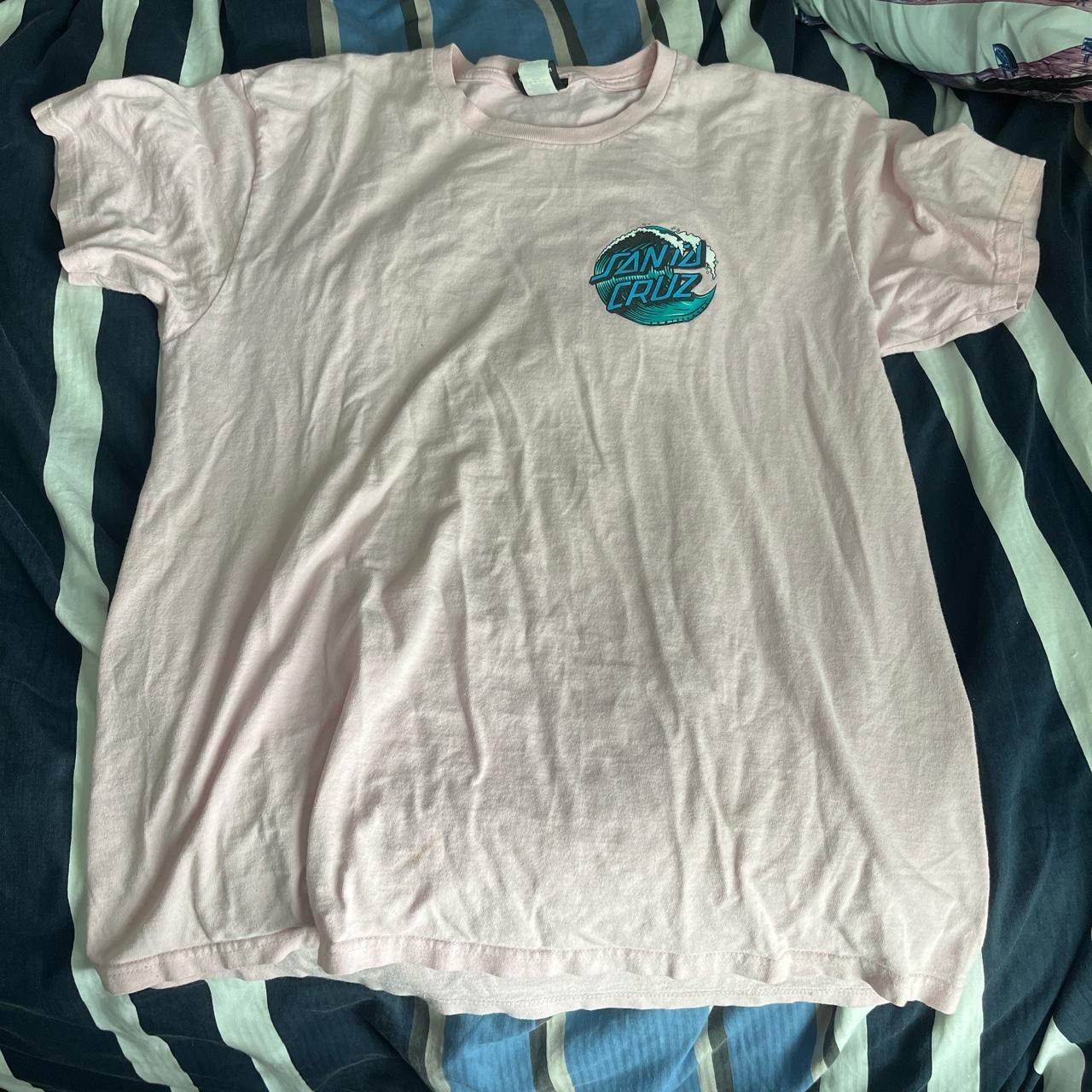 Large Santa Cruz pink wave shirt - Depop