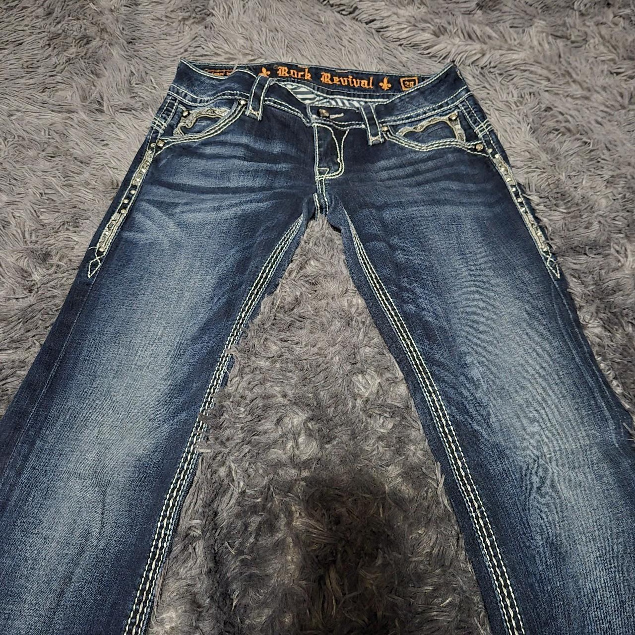 item listed by lillisalou